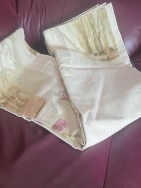 Cream Textured Shower Curtain Panel with Subtle Floral Jacquard
